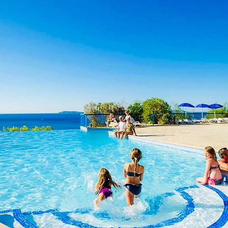 Mazet « Domaine De La Pinede » Apartment Le Lavandou Luaran gambar