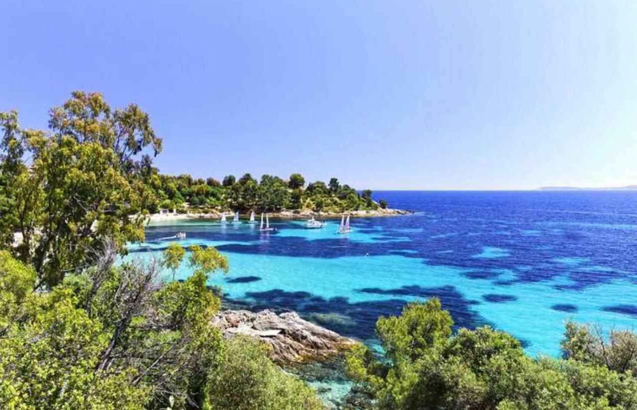 Mazet « Domaine De La Pinede » Apartment Le Lavandou Luaran gambar